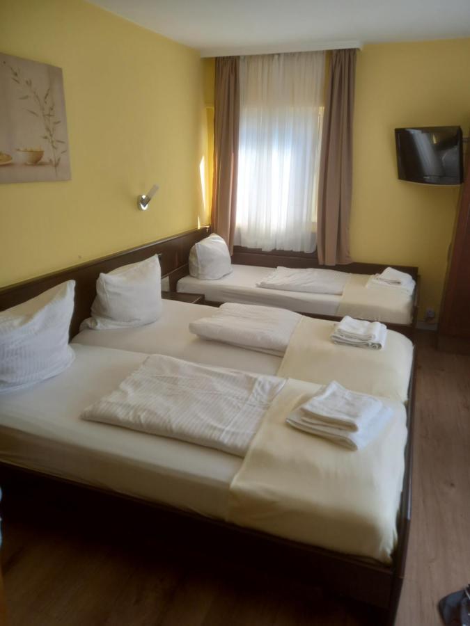 Hotel Wiesbadener Hof Estugarda Exterior foto