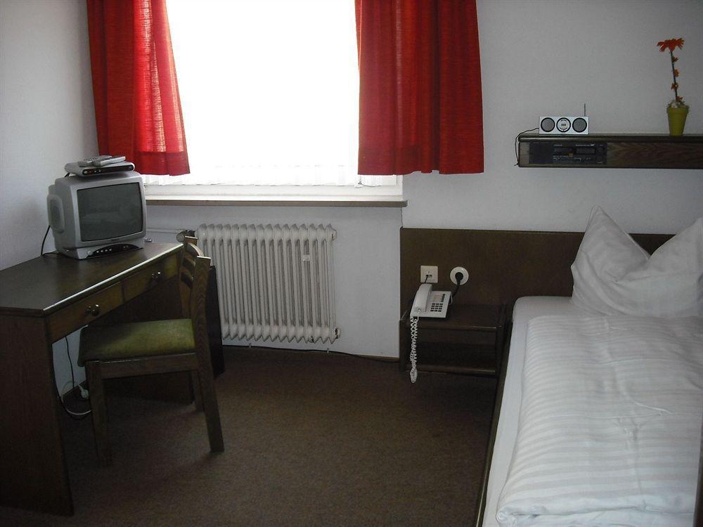 Hotel Wiesbadener Hof Estugarda Exterior foto