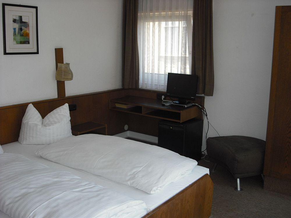 Hotel Wiesbadener Hof Estugarda Exterior foto